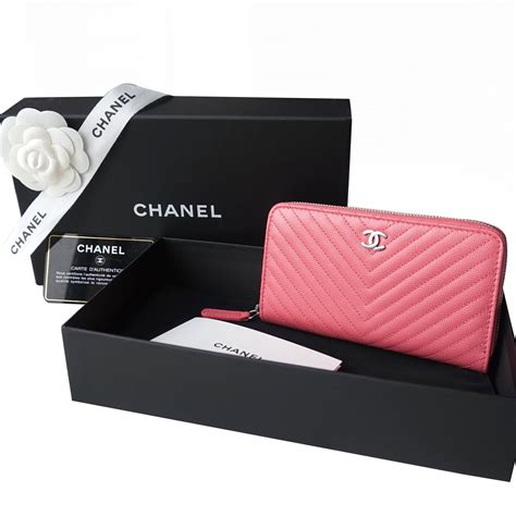 chanel ladies wallet|chanel wallet original price.